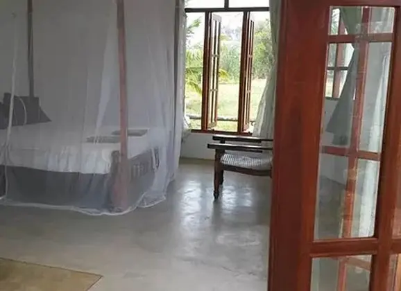 Üç Kişilik Oda