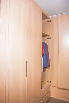Family Tek Büyük Yataklı Oda