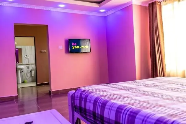 Family Tek Büyük Yataklı Oda