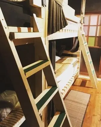 Ortak Ranzalı Oda, Sadece kadınlar için (Western Style Room)