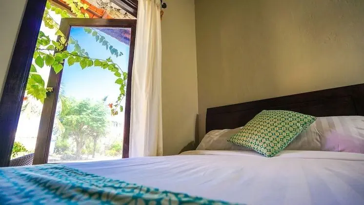 Comfort Tek Kişilik Oda, 1 Tek Kişilik Yatak, Ortak Banyo, Park Manzaralı