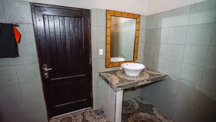 Comfort Tek Kişilik Oda, 1 Tek Kişilik Yatak, Ortak Banyo, Park Manzaralı