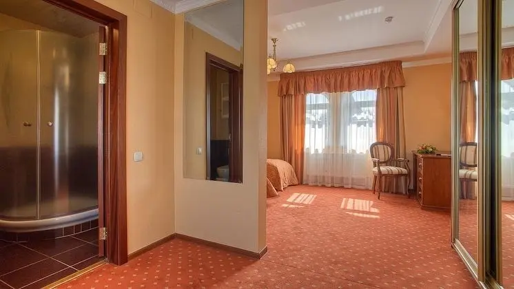 Standard Tek Büyük Yataklı Oda