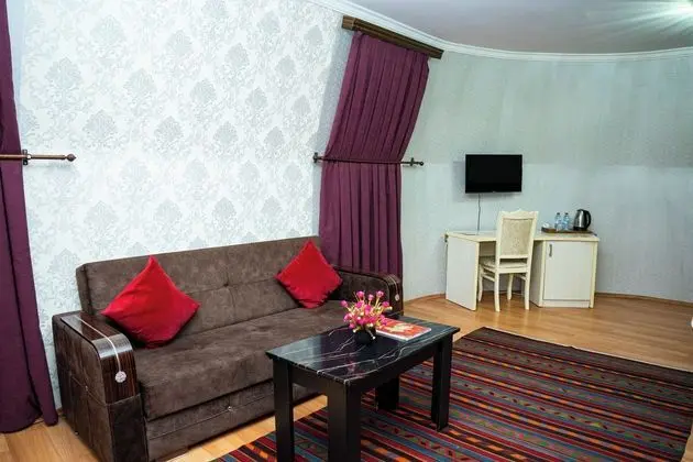 Standard Tek Büyük Yataklı Oda
