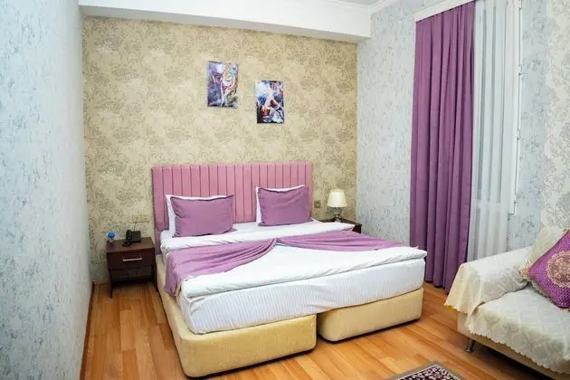 Standard Tek Büyük Yataklı Oda