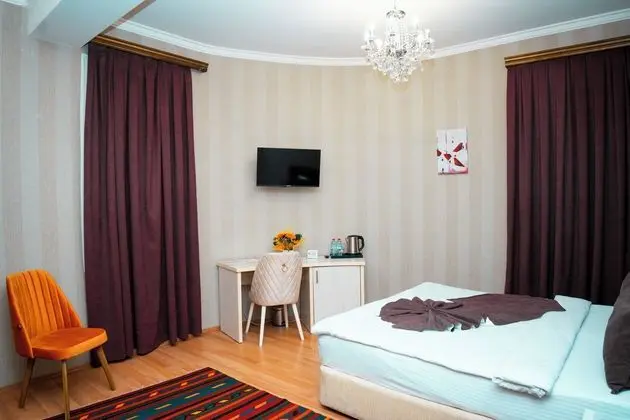 Standard Tek Büyük Yataklı Oda