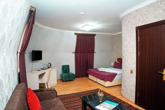 Standard Tek Büyük Yataklı Oda