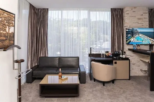 Luxury Süit, Şehir Manzaralı