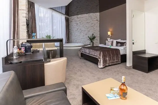 Luxury Süit, Şehir Manzaralı