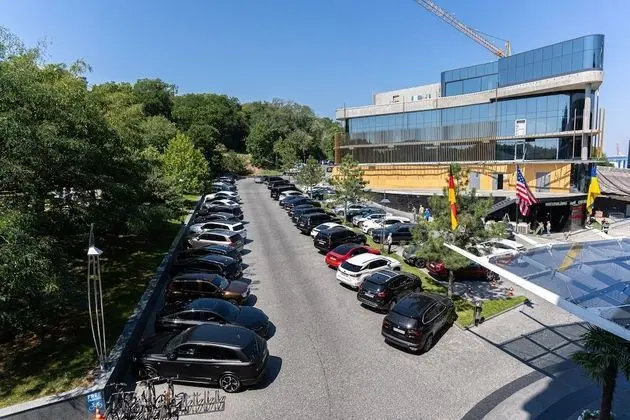 Luxury Süit, Şehir Manzaralı