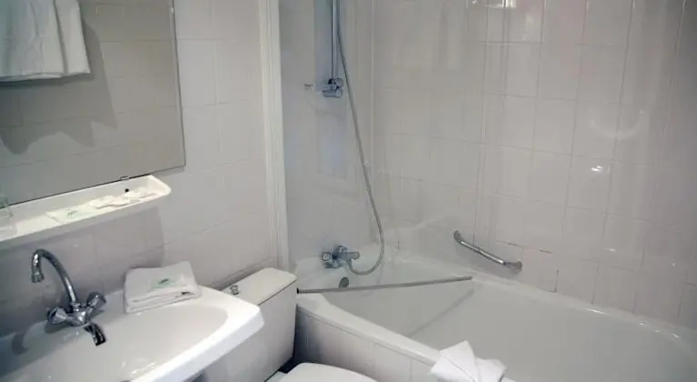 Çift ​​kişilik Standard