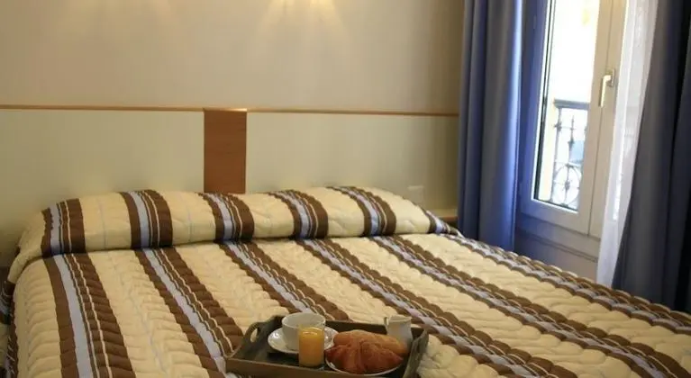 Çift ​​kişilik Standard