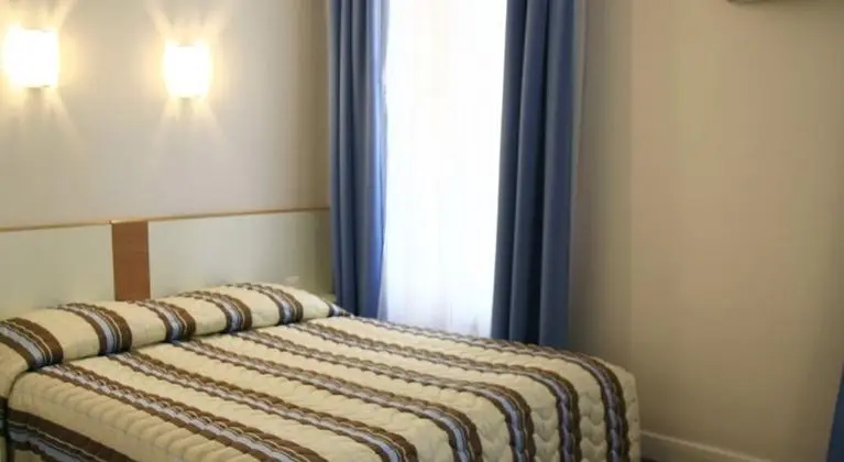 Çift ​​kişilik Standard