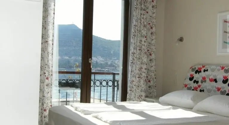Club Aile Odası, Deniz Manzaralı