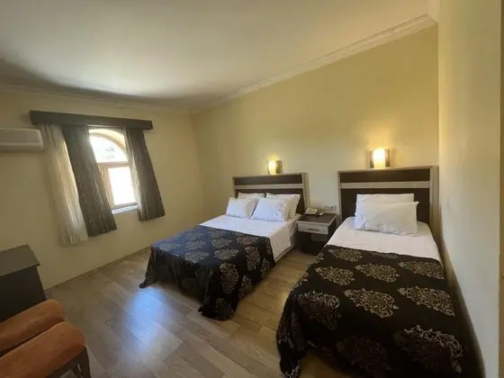 Standart Oda, Havuz Manzaralı
