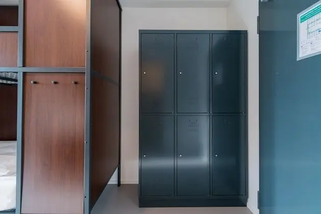 Ortak Ranzalı Oda, Karma Ranzalı Oda