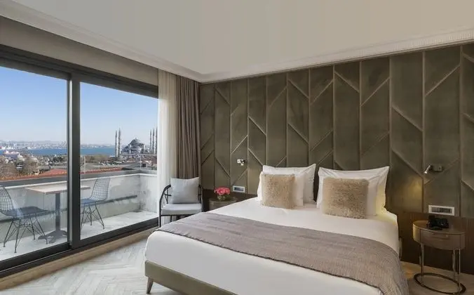 Deluxe Oda, Balkon, Deniz Manzaralı