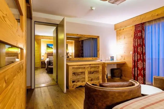 Two connecting rooms without view