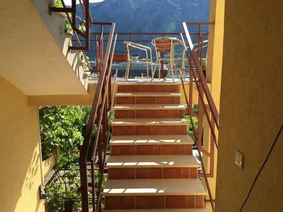 Basic Stüdyo, Deniz Manzaralı