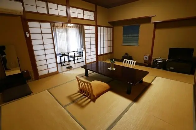 Traditional Oda (Japanese Style)