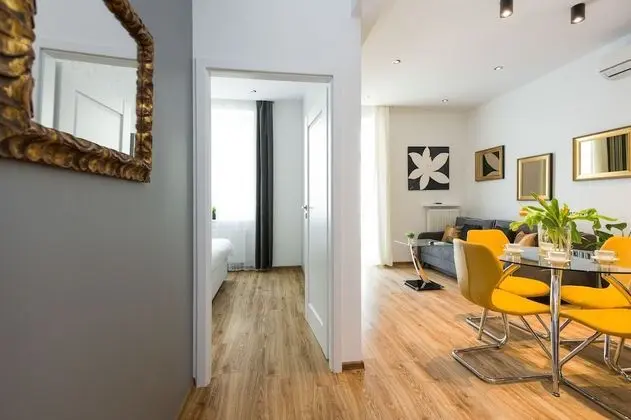 Deluxe Apart Daire (Rzeszowska 4)