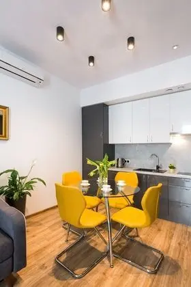 Deluxe Apart Daire (Rzeszowska 4)