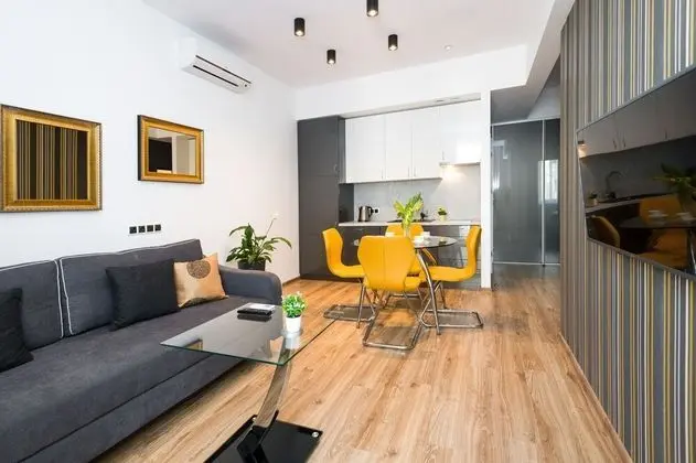 Deluxe Apart Daire (Rzeszowska 4)