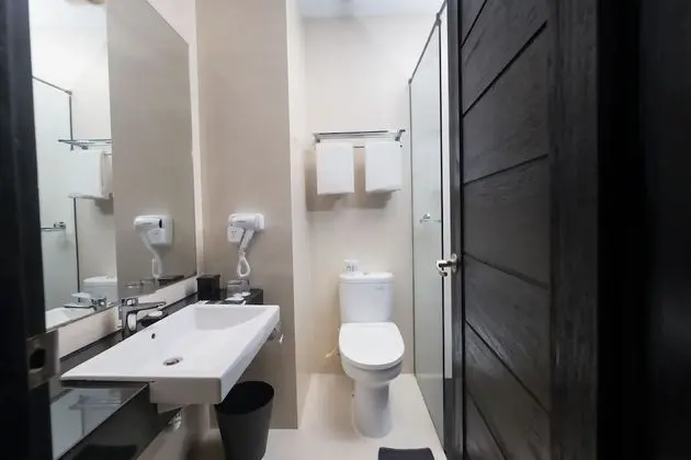 Standard Oda, Şehir Manzaralı (NEO)