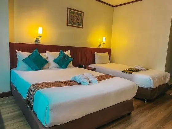Deluxe Üç Kişilik Oda