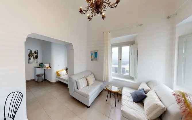 Family Apart Daire, Deniz Manzaralı