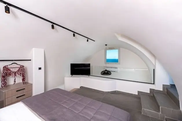 Luxury Apart Daire, 1 En Büyük (King) Boy Yatak ve Çekyat, Sigara İçilmez, Okyanus Manzaralı