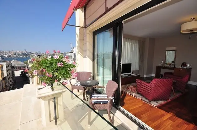 Deluxe Tek Büyük Yataklı Oda, 1 En Büyük (King) Boy Yatak, Deniz Manzaralı