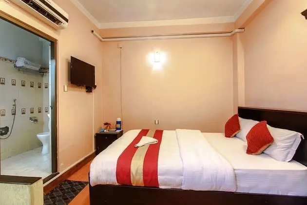 Deluxe Tek Büyük veya İki Ayrı Yataklı Oda