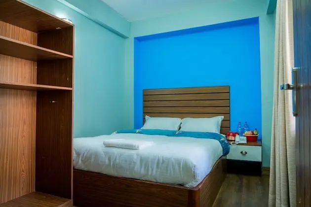 Deluxe Tek Büyük veya İki Ayrı Yataklı Oda