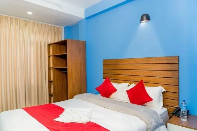 Deluxe Tek Büyük veya İki Ayrı Yataklı Oda