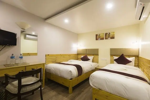 Standard Tek Büyük Yataklı Oda