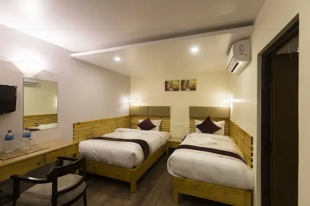 Standard Tek Büyük Yataklı Oda