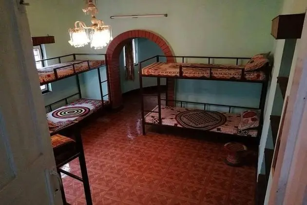 Standard Oda, Ortak Banyo (with Balcony)