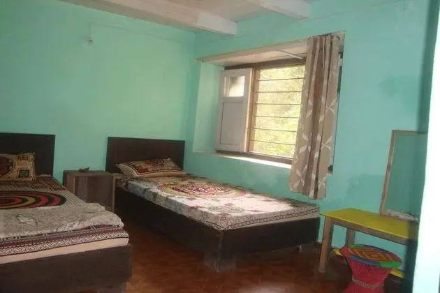 Standard Oda, Ortak Banyo (with Balcony)