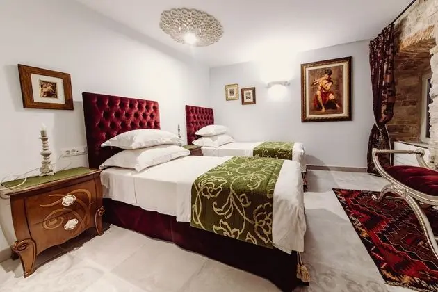 Luxury Süit (Augusti)