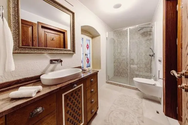 Luxury Süit (Legatus)