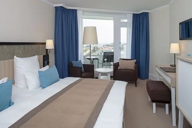 Tek Büyük Yataklı Oda (Upper Floors)
