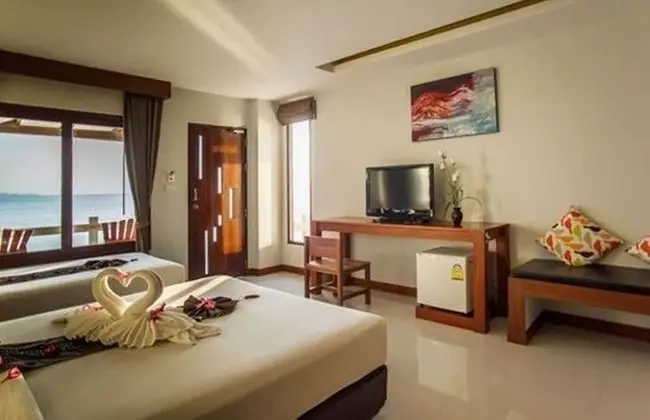Deluxe Sea View Room