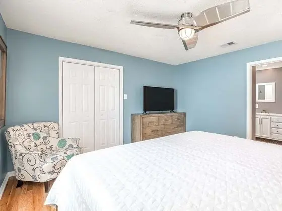 Ev, Birden Çok Yatak, Havuz Kullanımı, Havuz Manzaralı