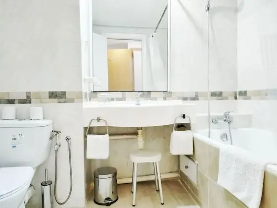Basic Üç Kişilik Oda