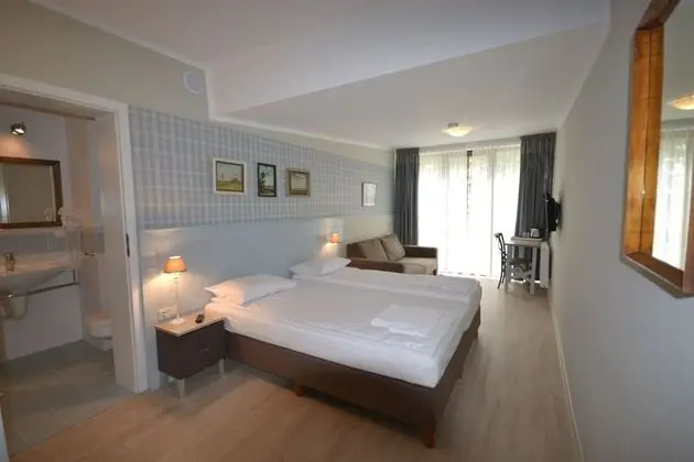 Luxury Tek Büyük Yataklı Oda