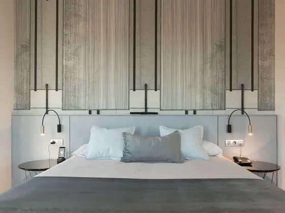 Junior Süit, 1 Büyük (Queen) Boy Yatak ve Çekyat, Deniz Manzaralı