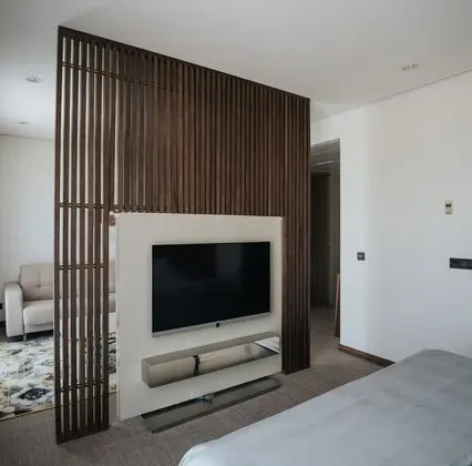 Junior Süit, 1 Büyük (Queen) Boy Yatak ve Çekyat, Deniz Manzaralı