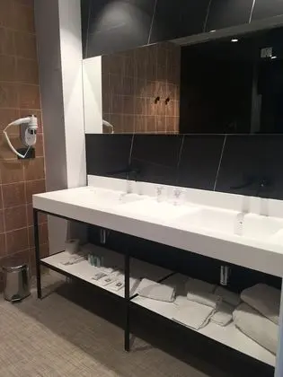 Junior Süit, 1 Büyük (Queen) Boy Yatak ve Çekyat, Deniz Manzaralı