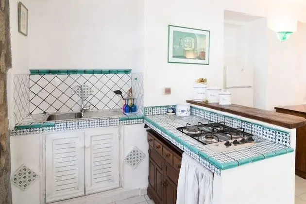 Standard Apart Daire, Küçük Mutfak, Bahçeli